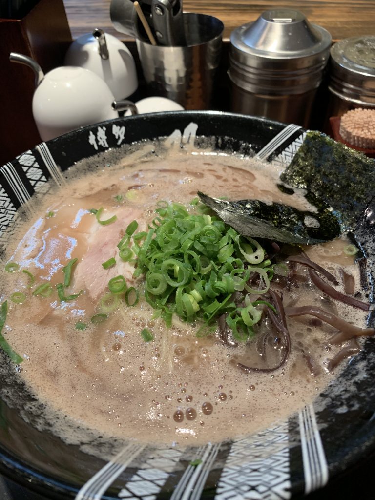 とんこつラーメン