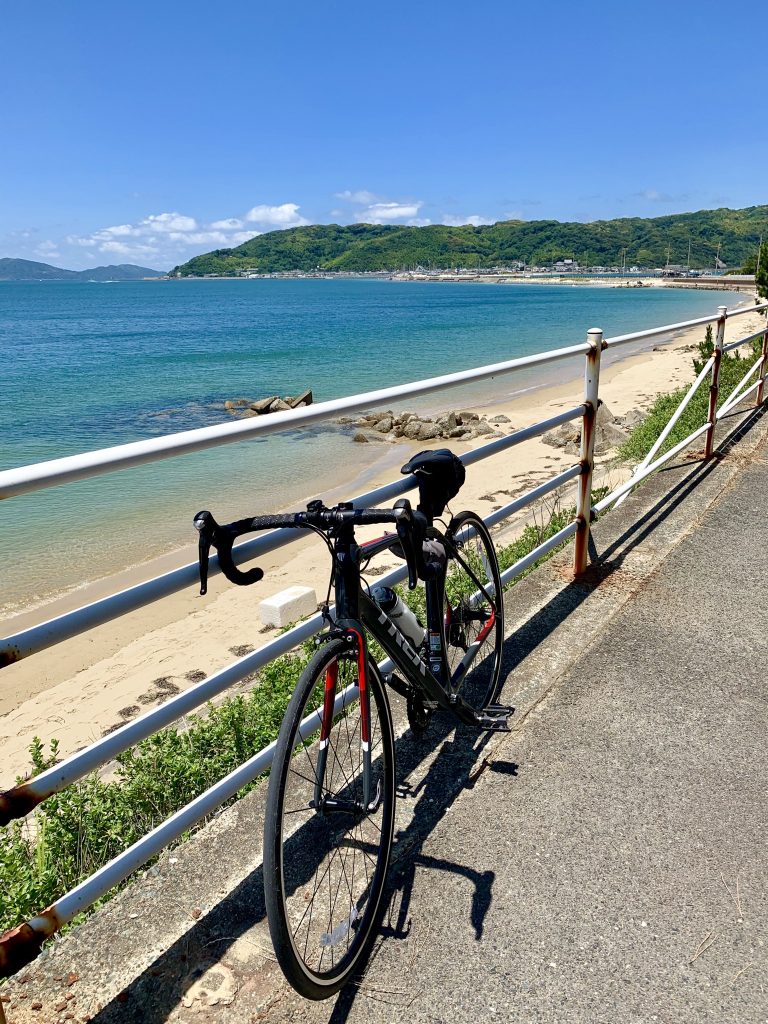 自転車と博多湾、そして志賀島